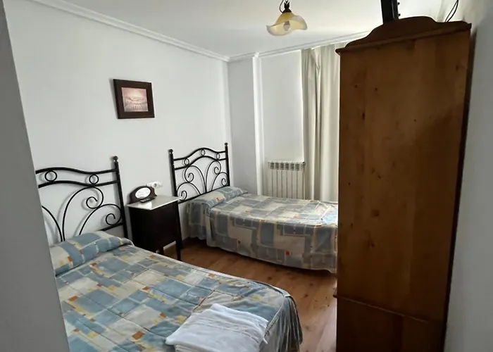 Rural El Puente 호텔 *